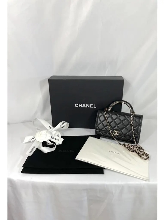CHANEL Handbags - ***NEW - CHANEL Lambskin Quilted Top Handle Wallet On Chain - WOC